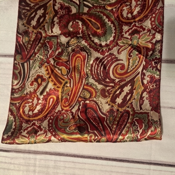 Lane Bryant Paisley Scarf Fall Colors - Picture 12 of 12